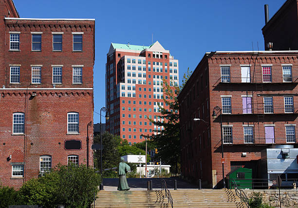 istock Manchester, New Hampshire 173007296
