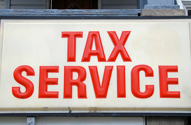istock In-home tax service 173007491