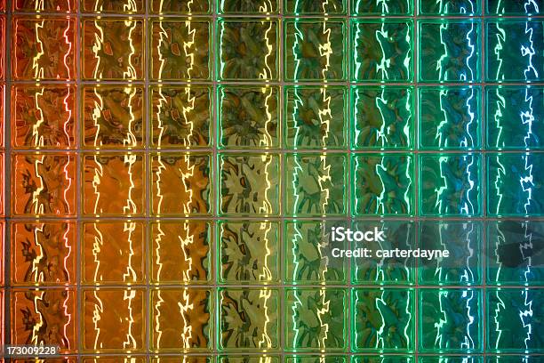 Bloco De Vidro Colorido Janelas De Fundo Abstrato Padrão - Fotografias de stock e mais imagens de 2000-2009