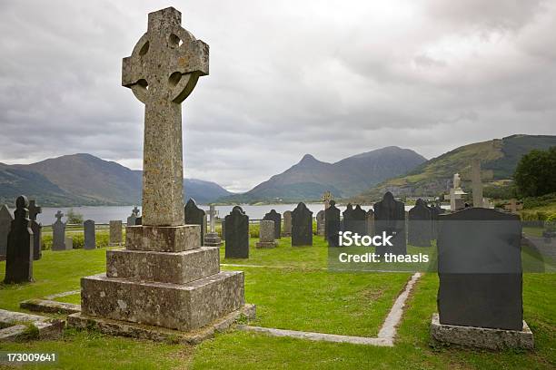 Cemitério De Glencoe - Fotografias de stock e mais imagens de Ao Ar Livre - Ao Ar Livre, Ballachulish, Cemitério