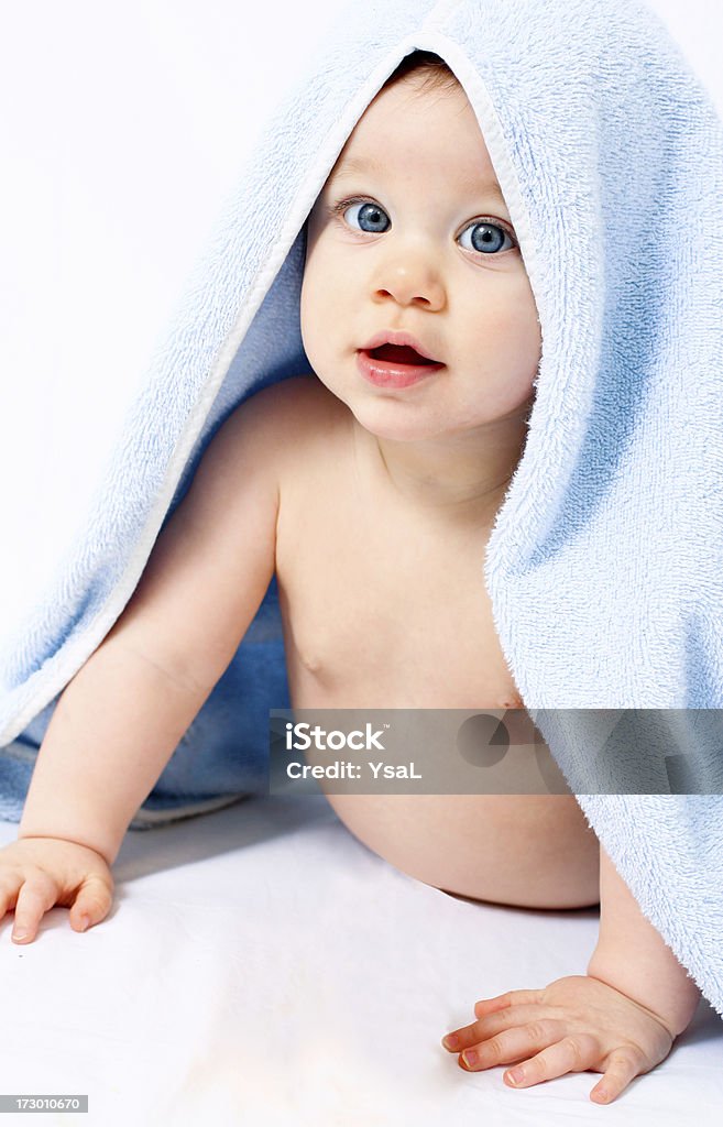Feliz bebê após o banho - Royalty-free Bebé Foto de stock