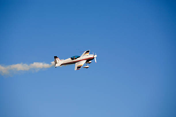 staudacher s- 600-13 - stunt stunt plane airplane small 뉴스 사진 이미지
