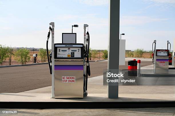 Gazu Pompy - zdjęcia stockowe i więcej obrazów Benzyna - Benzyna, Bez ludzi, Czerwony