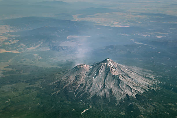 Mount Shasta Aerial Aerial view of Mount Shasta in Northern California mt shasta photos stock pictures, royalty-free photos & images