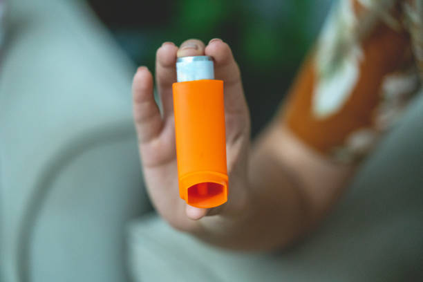 istock Asthma medecine inhaler 1730120763