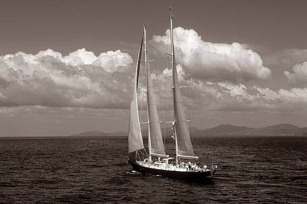 istock daydream sailing yacht above view 173012669