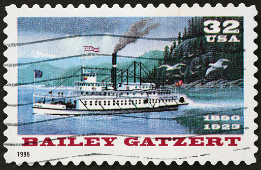 the historic steamboat Bailey Gatzert.