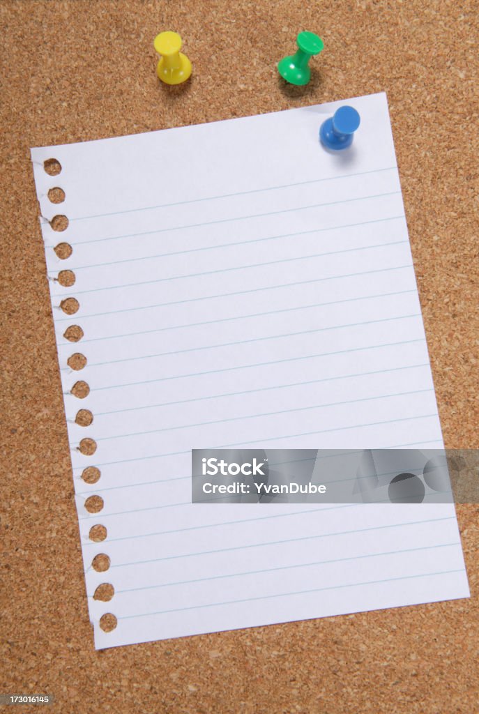 Vazia folha em corkboard - Foto de stock de Quadro de avisos royalty-free