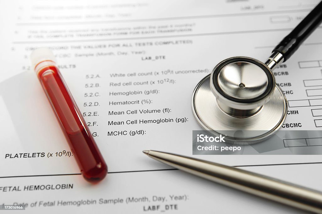 stethescope series - Photo de Analyse de sang - Test médical libre de droits