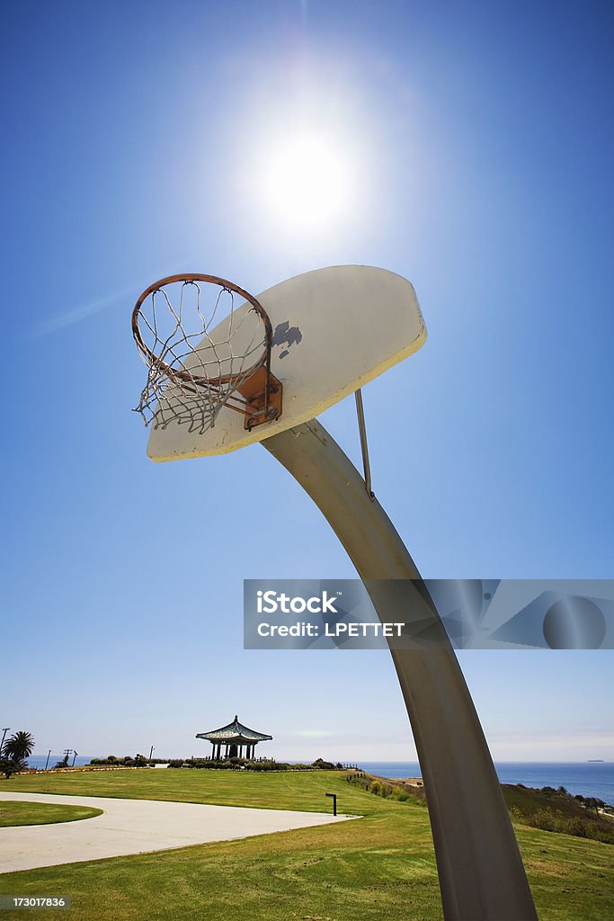 Basketball mit der koreanischen Bell of Friendship - Lizenzfrei Basketball Stock-Foto