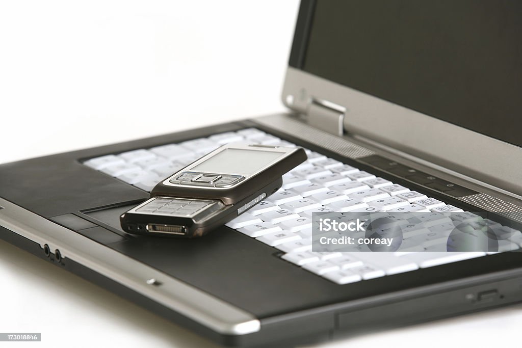O laptop e telefone móvel series - Foto de stock de Bluetooth royalty-free
