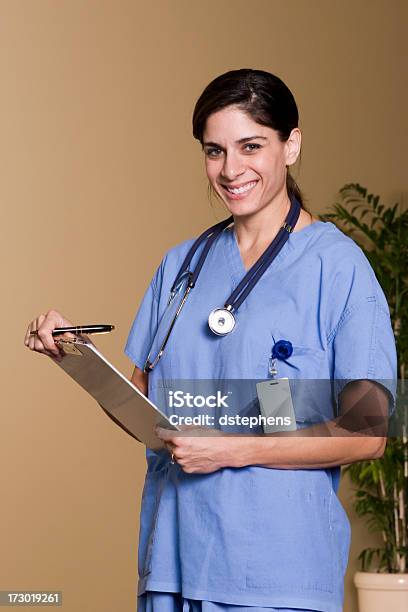 Medizinische Professionellen Stockfoto und mehr Bilder von Allgemeinarztpraxis - Allgemeinarztpraxis, Arzt, Berufliche Beschäftigung