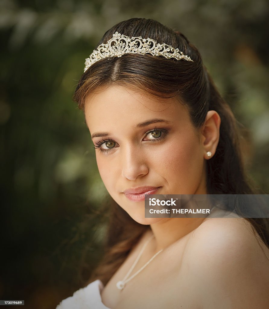 quinceanera 15 year old hispanic girl photo session at viscaya gardens in miami, hispanic teens celebrates 15 instead of "sweet sixteen" 14-15 Years Stock Photo