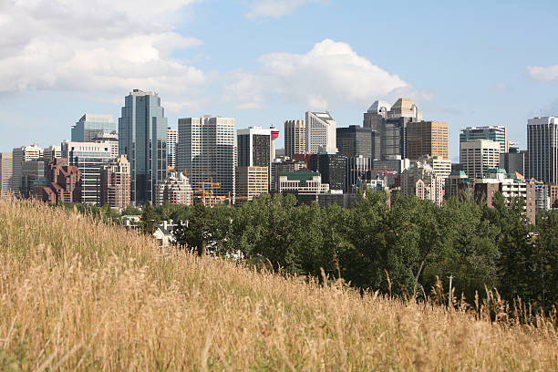 istock East To West Calgary SKyline 173022006