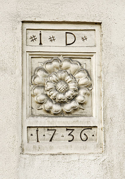 istock Detail Of An OLd House Wall 173022112