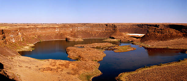 istock Dry Falls, Grand Coulee, Washington, United States 173024285