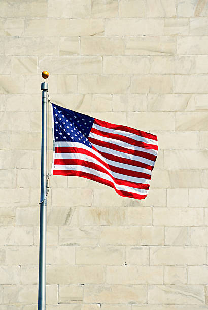 istock US Flag at Washington Memorial 173024572