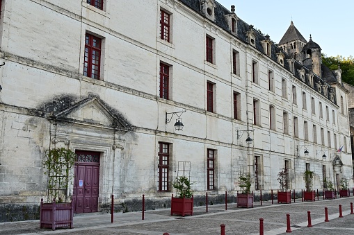 Fontainebleau castle-main court