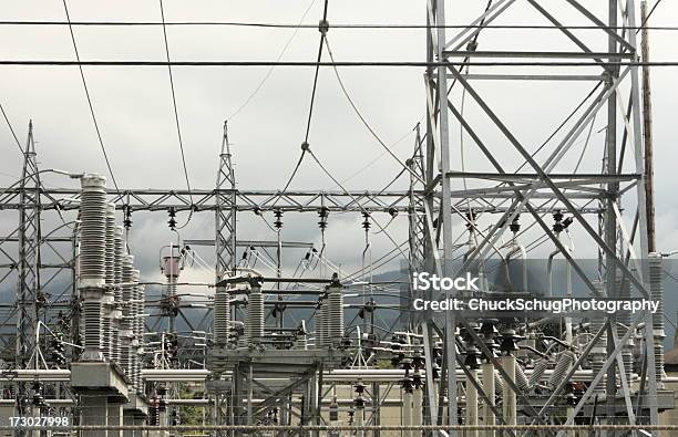 Foto de Alta Voltagetransformer Subestação Elétrica e mais fotos de stock de Ampério - Ampério, Arame, Aço