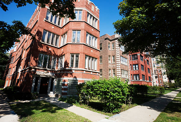 istock Chicago South Shore Apartments 173028012