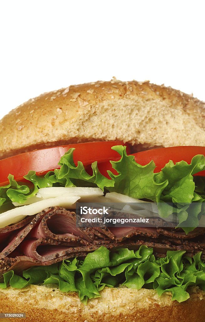 Close_up_roast_beef_sandwich - Foto stock royalty-free di Alimentazione sana