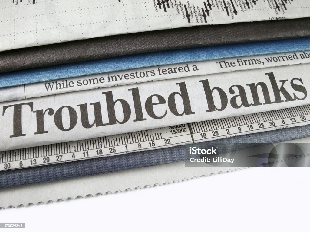 Com problemas bancos - Foto de stock de Primeira Página de Jornal royalty-free