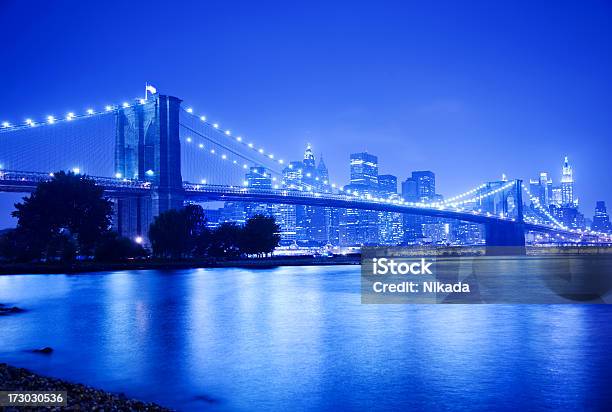 Ponte De Brooklyn - Fotografias de stock e mais imagens de Anoitecer - Anoitecer, Antigo, Ao Ar Livre