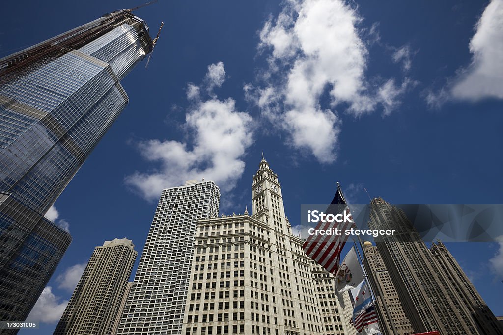 Grattacieli di Chicago dal basso - Foto stock royalty-free di Ambientazione esterna