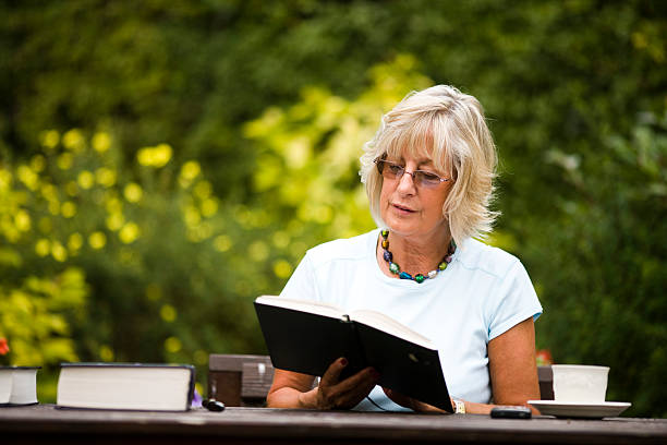 istock Reading in the Garden 173031669
