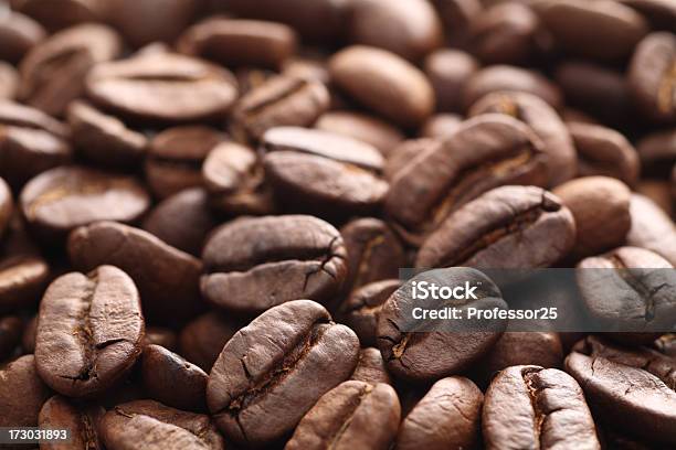 Ziarna Kawa - zdjęcia stockowe i więcej obrazów Bez ludzi - Bez ludzi, Brązowy, Czarny kolor