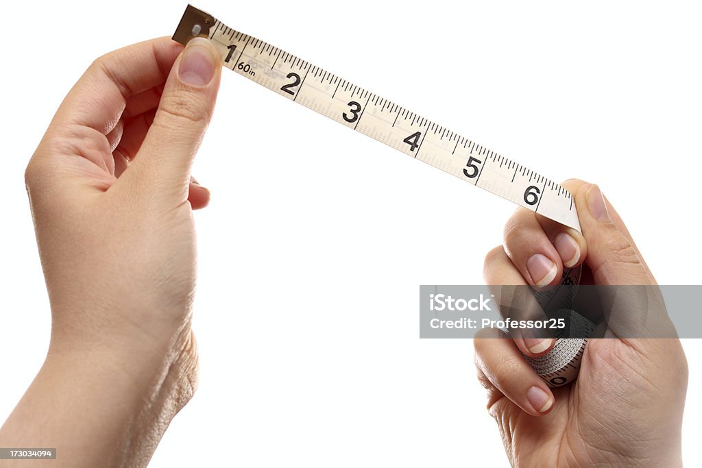 Метр-приспособление для измерения длины в руки - Стоковые фото Белый фон роялти-фри