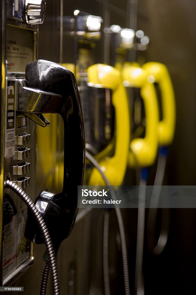 Pago de teléfonos - Foto de stock de Amarillo - Color libre de derechos