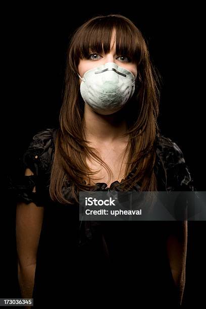 Umweltverschmutzungporträts Stockfoto und mehr Bilder von Eine Frau allein - Eine Frau allein, Frauen, Schweinegrippe-Erreger
