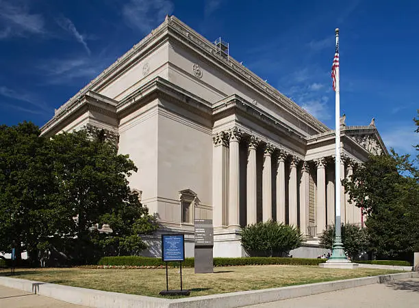 The United States National Archives is the home of the Declaration of Independance and US Constitution