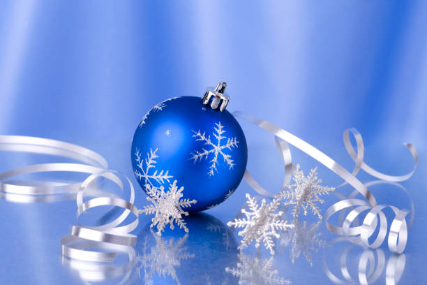 istock Snowflake Baubles and Ribbons (XXL) 173039866