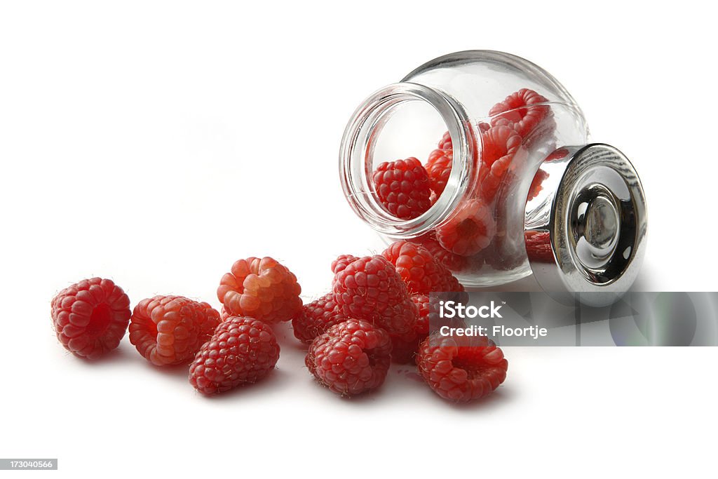*Raspberries en el recipiente - Foto de stock de Frambuesa libre de derechos