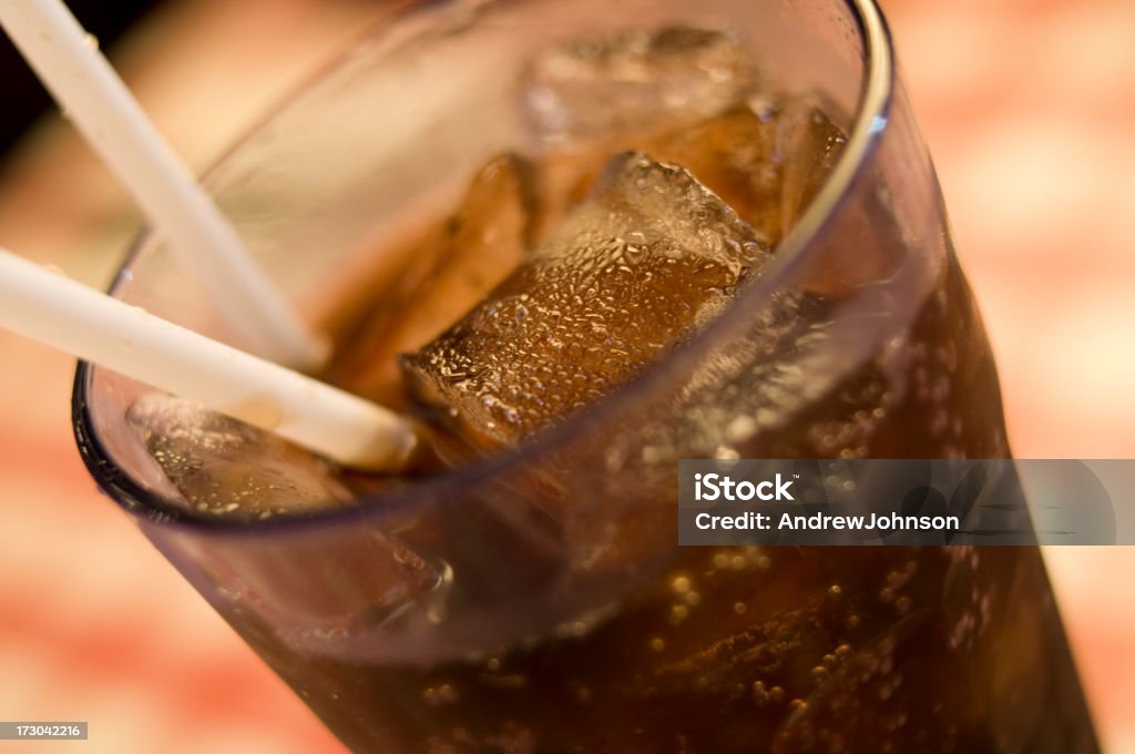Bicchiere di Soda - Foto stock royalty-free di Bagnato