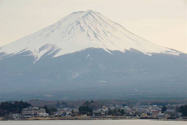istock Fuji-san from Kawaguchi-ko 173042725