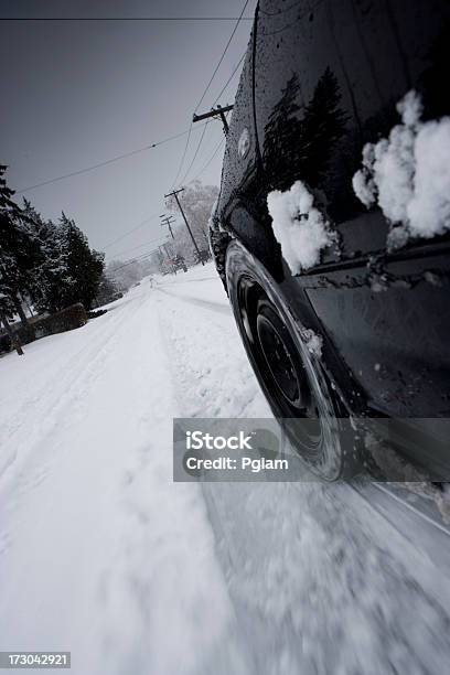 Opona Utworów Po Śniegu Storm - zdjęcia stockowe i więcej obrazów Zima - Zima, Bez ludzi, Burza