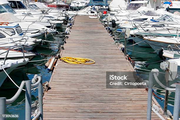 Ganway Em Málaga Marina - Fotografias de stock e mais imagens de Andaluzia - Andaluzia, Atividade Recreativa, Barco à Vela