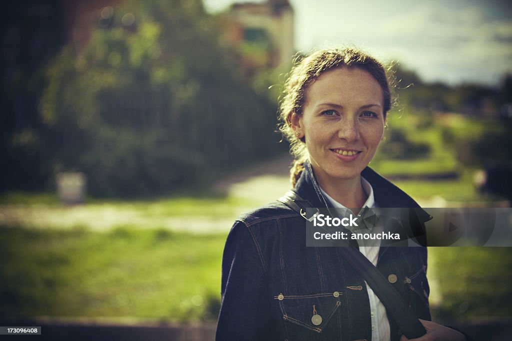 Bellissimo Ritratto di donna di 30 anni - Foto stock royalty-free di Bellezza