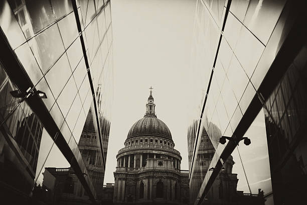 istock View on St.Paul Cathedral, London 173096684
