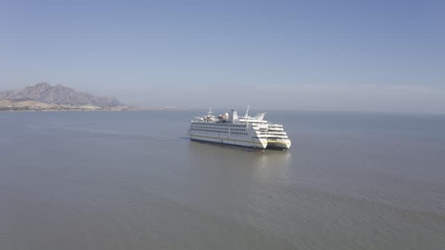 Cruise ship Saipan Star stranded in Rongcheng, Weihai, Shandong, China