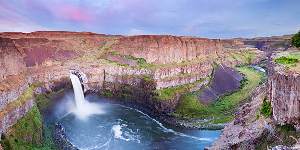 istock Palouse Falls in Washington, USA at dusk 173125884