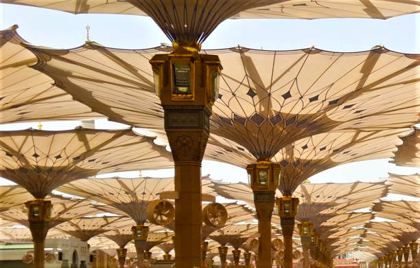 istock Al-Masjid Al-Nabawi Umbrellas 1731338918