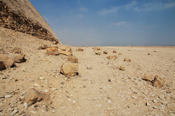 dahshur, 사하라 사막, 이집트의 피라미드 - snofru 뉴스 사진 이미지