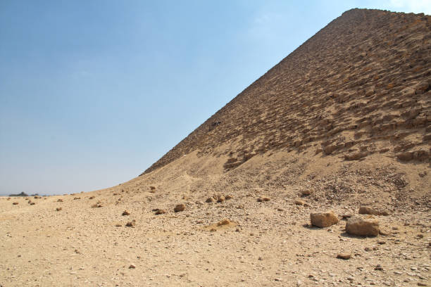 dahshur, 사하라 사막, 이집트의 피라미드 - snofru 뉴스 사진 이미지