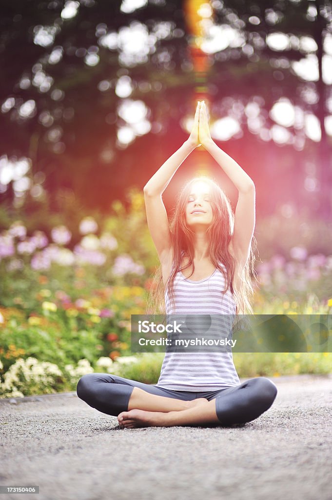 Yoga ejercicio - Foto de stock de Chakra libre de derechos