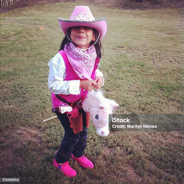 Horsing Um Stockfoto und mehr Bilder von Cowboy - Cowboy, Halloween, Kind