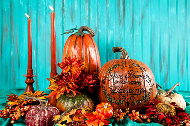 день благодарения pumpkins и свечами. - fire thanksgiving leaf burning стоковые фото и изображения